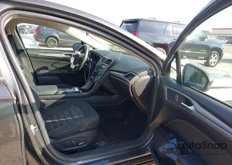 2018 Ford Fusion Se z USA, uszkodzony, nr VIN 3FA6P0HD0JR167351